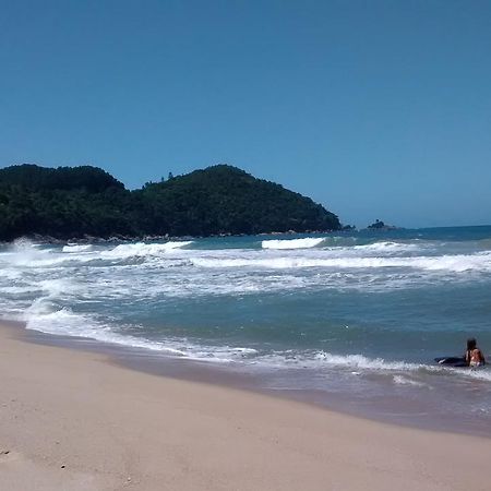 Chale Excelente Localizacao Villa Ubatuba Bagian luar foto